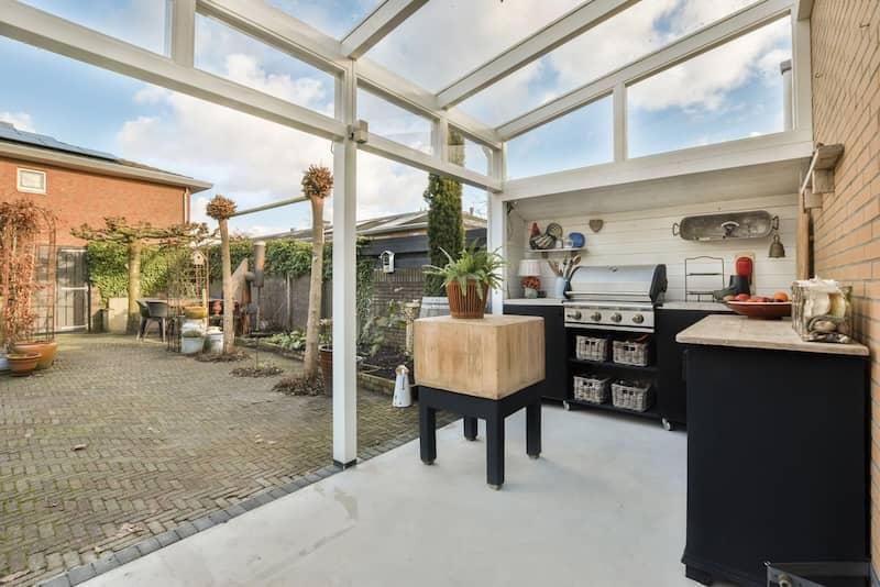 Easy Outdoor Kitchen Layouts