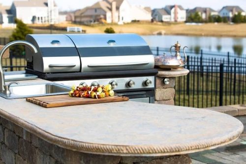 Outdoor Kitchen Features